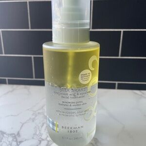 Beekman 1802 Milk Shake Facial Toner Mist